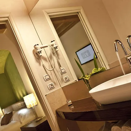 1711 Ti Sana Detox Retreat & Spa Hotel