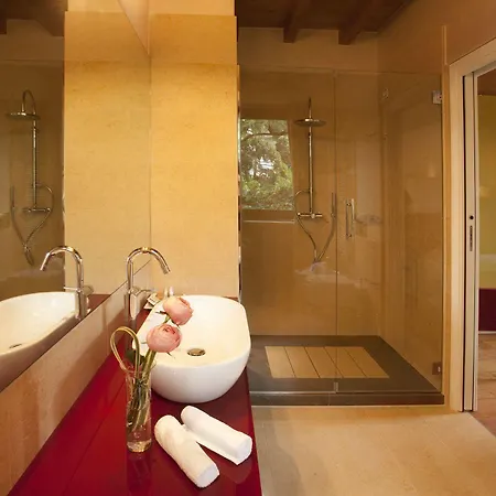 1711 Ti Sana Detox Retreat & Spa