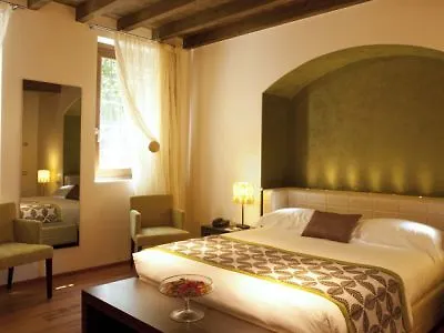 1711 Ti Sana Detox Retreat & Spa Hotel 4*